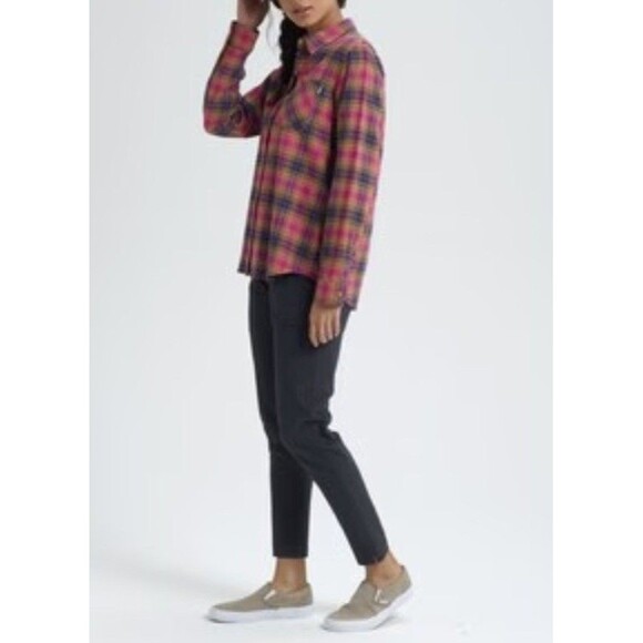 Burton Grace Long Sleeve Flannel Women’s Size Large Fuchsia Plaid - Picture 11 of 13